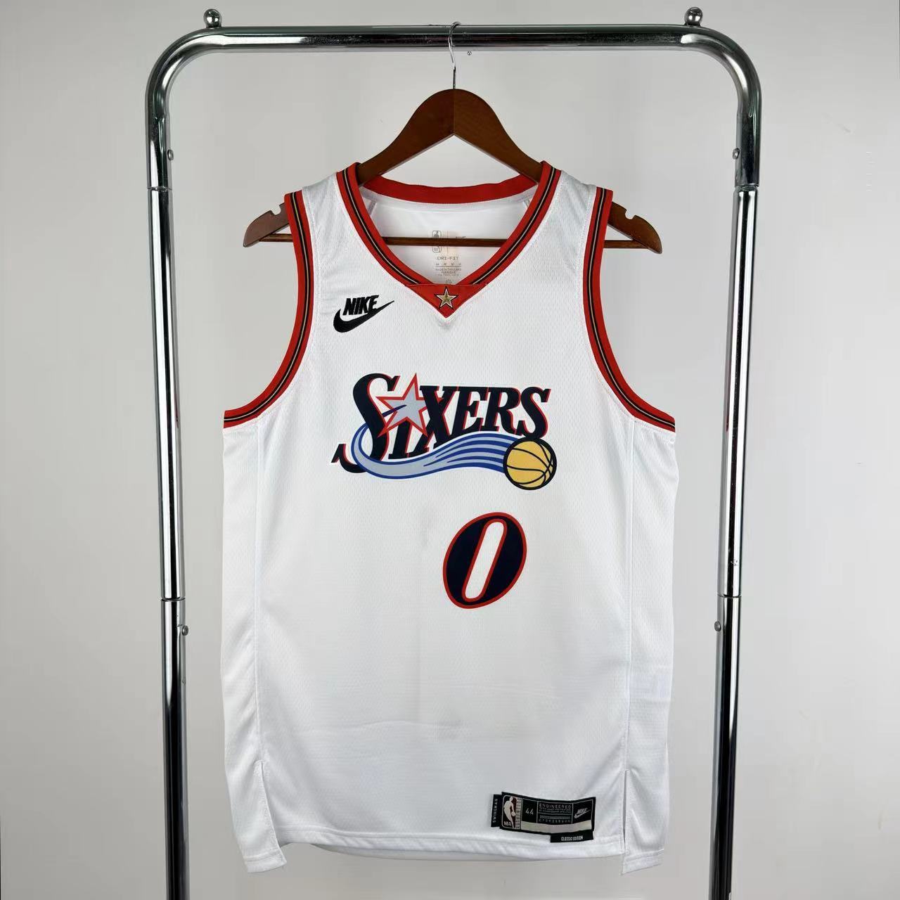 Maxi retro blanco de los 76ers de 26 temporadas -0